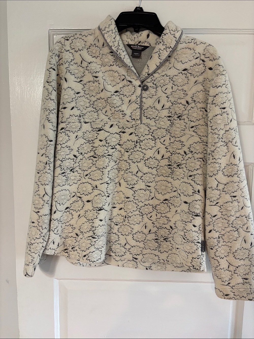 Woolrich Cream and Black Floral Sherpa Quarter-Zip Fleece Pullover